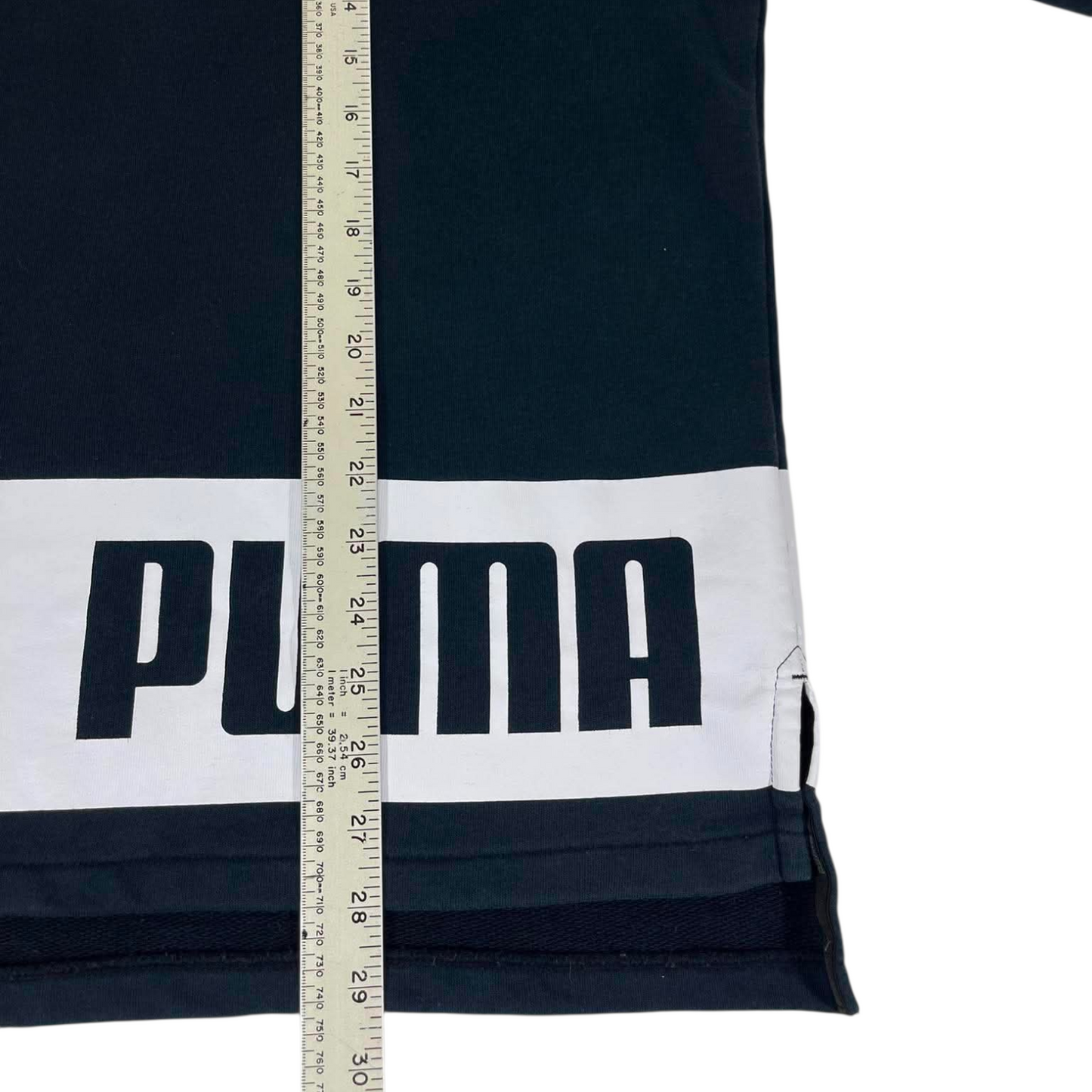 PUMA HOODIE WITH WHITE ACCENTS (L)