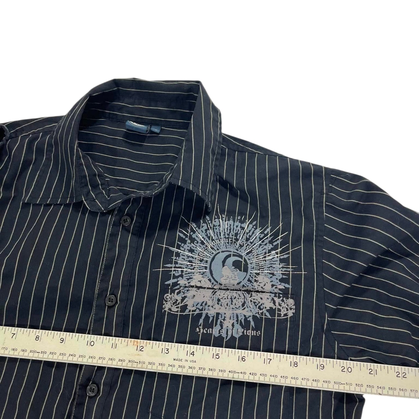 Y2K STRIPED BUTTON UP SHIRT (M)