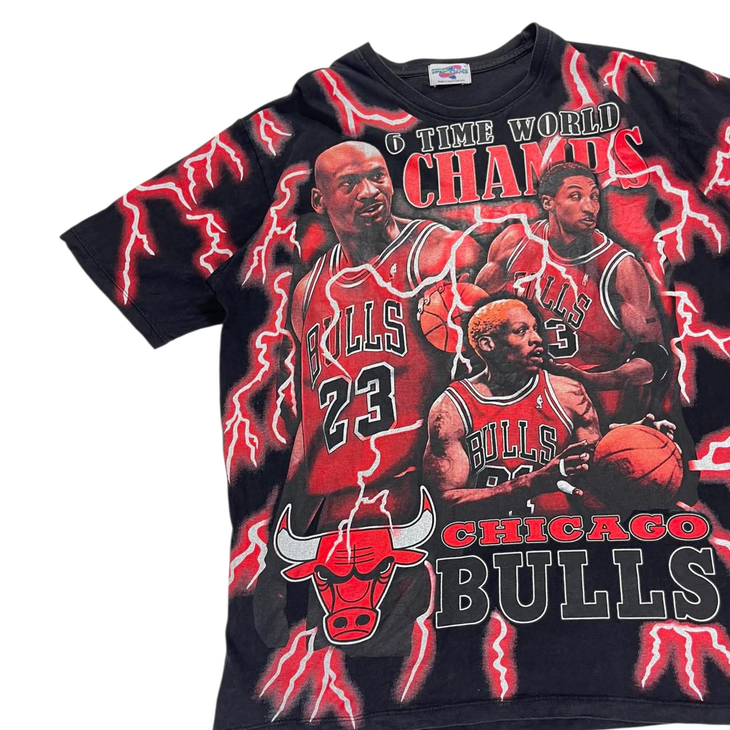 AOP FRONT CHICAGO BULLS BLACK MULTI COLOURED T-SHIRT (XL)