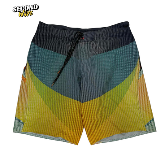 BILLABONG MULTICOLOURED BOARD SHORTS (36)
