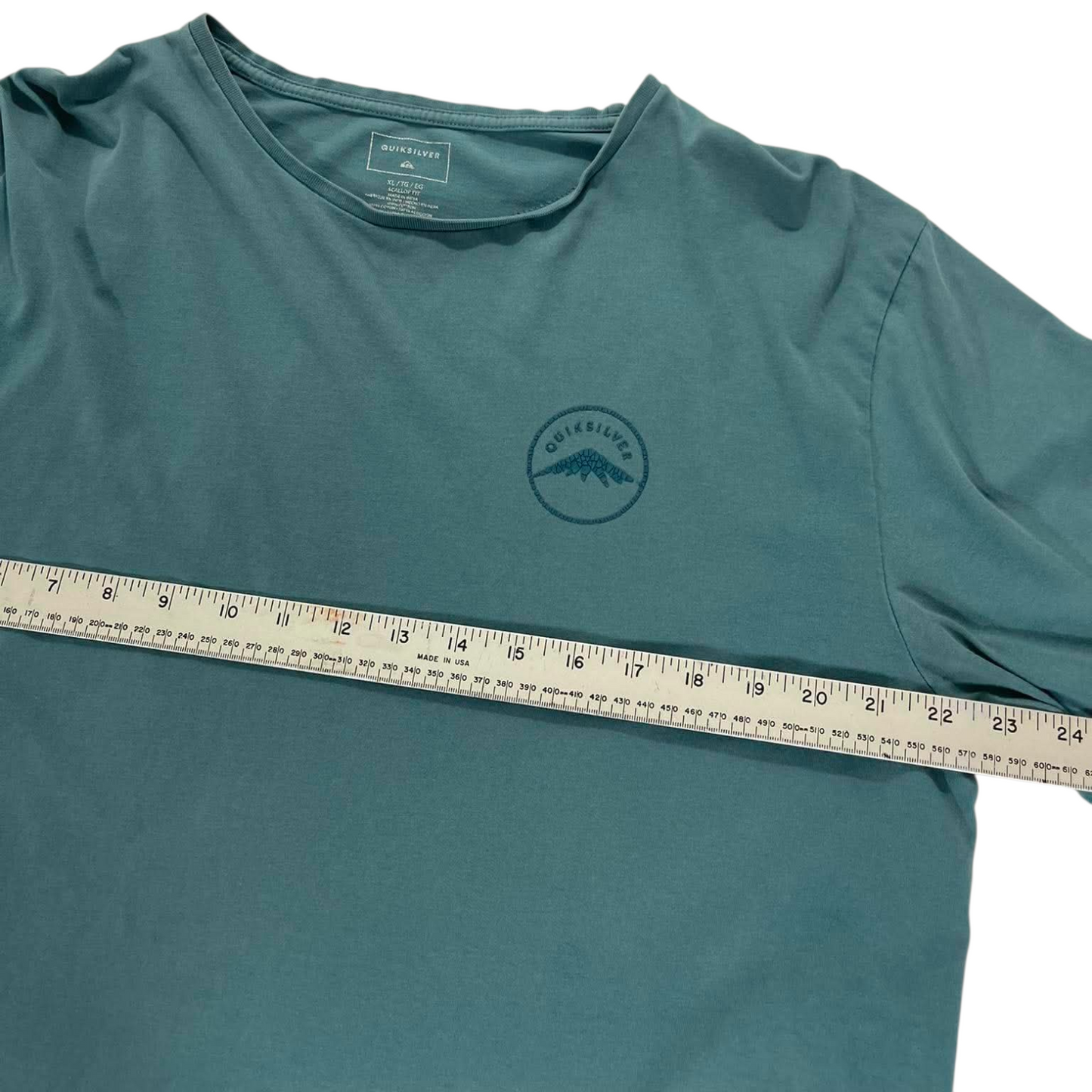 QUIKSILVER TEE (L-XL)