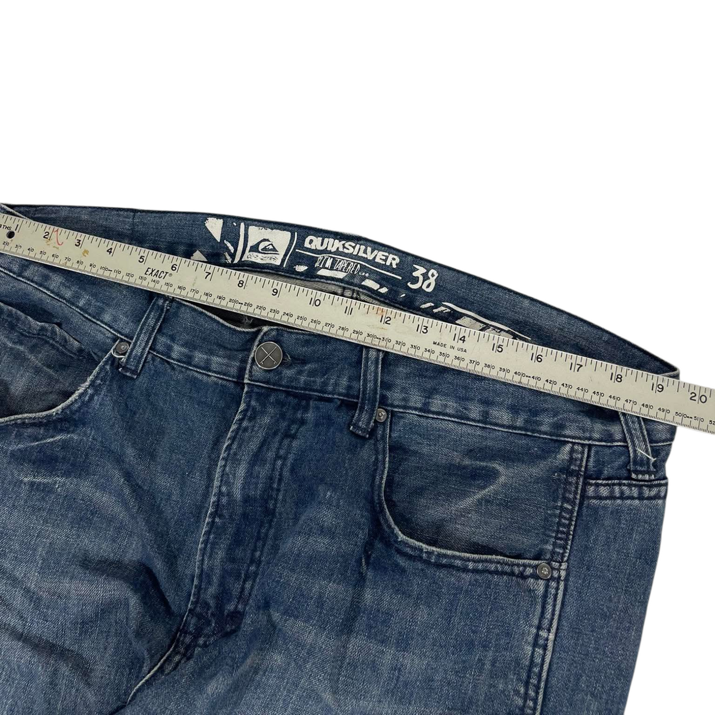 VINTAGE QUICKSILVER BAGGY BLUE DENIM JEANS WITH A RELAXED FIT (38)