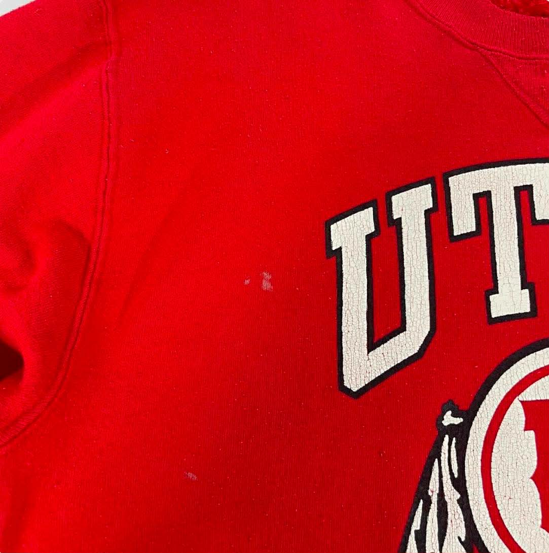 VINTAGE RED UNIVERSITY OF UTAH CREWNECK SWEATSHIRT (M-L)