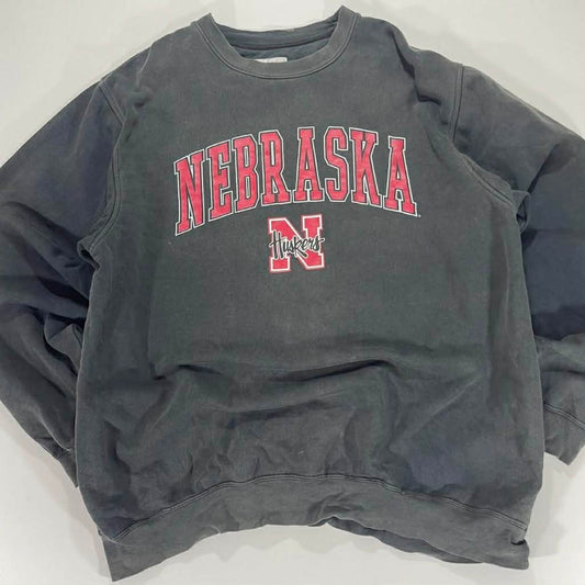 VINTAGE FADED NEBRASKA HUSKERS GREY CREWNECK SWEATSHIRT (L-XL)