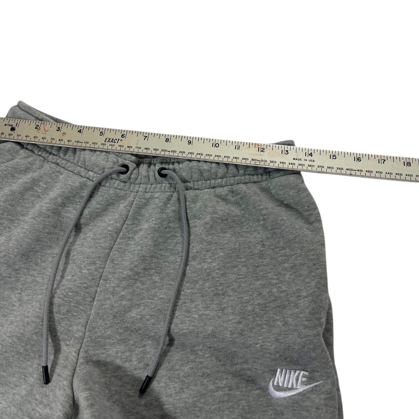 GRAY NIKE SWEATPANTS (S)