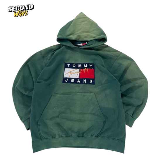 TRASHED TOMMY HILFIGER GREEN HOODIE WITH RED AND WHITE LOGO (M-L)