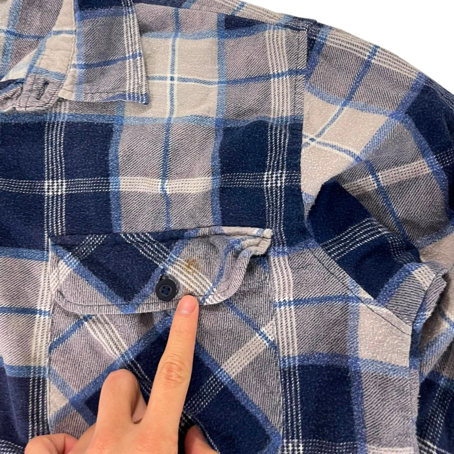 VINTAGE STRONGMAN PLAID FLANNEL (L)