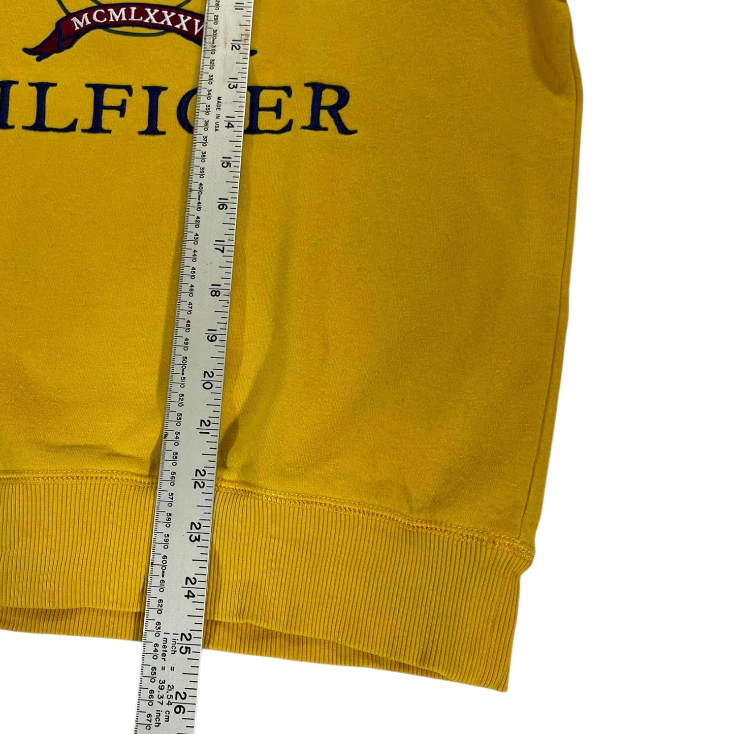 TOMMY HILFIGER YELLOW CREWNECK (M)