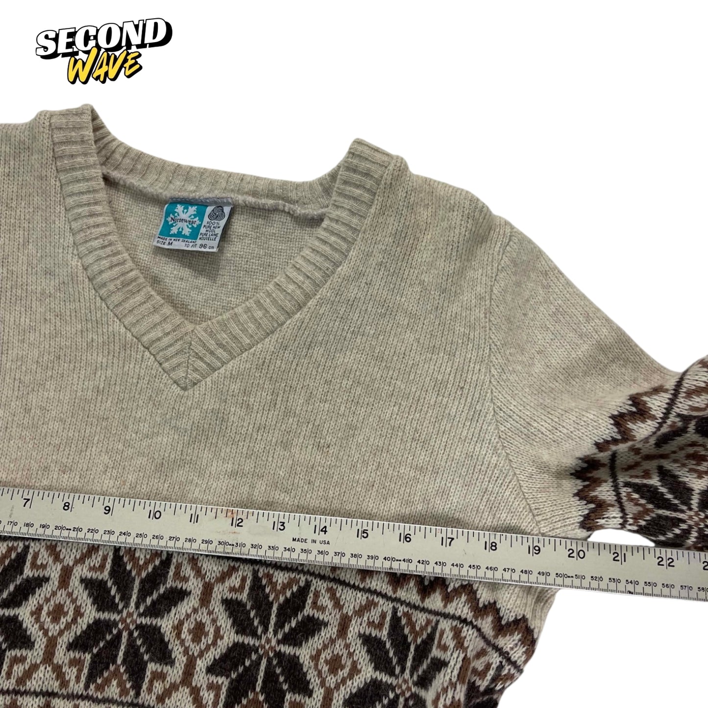 VINTAGE 90S 100% PURE WOOL NEW ZEALAND MADE SWEATER (M)