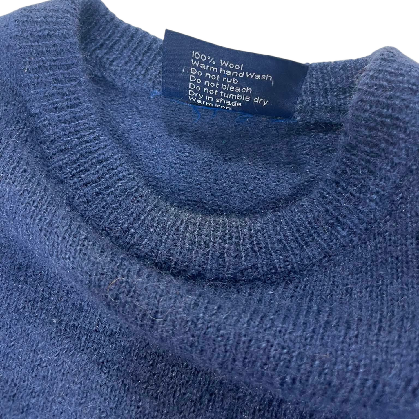 WEST COAST NAVY BLUE 100% WOOL SWEATER (M)