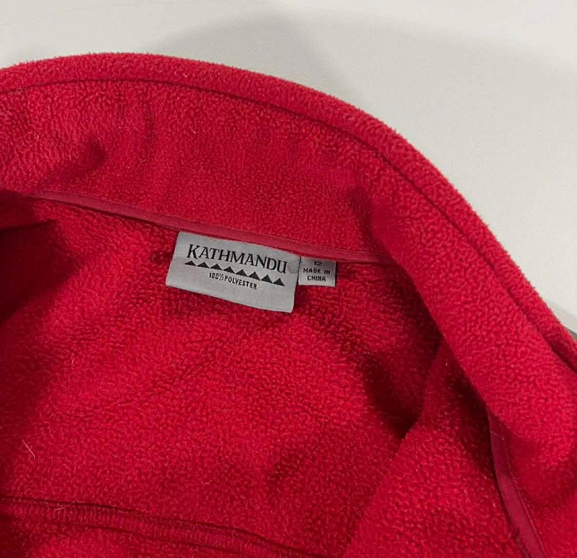 VINTAGE KATHMANDU RED FLEECE JACKET WITH GREY ACCENTS (12)