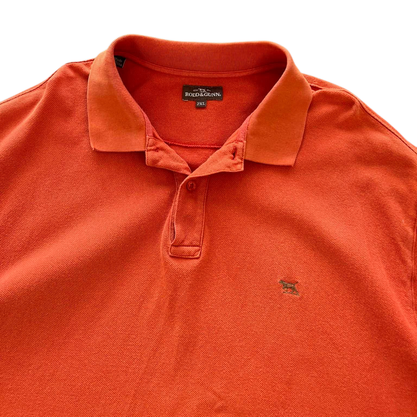 VINTAGE RODD N GUNN ORANGE POLO SHIRT WITH EMBROIDERED LOGO (XL)
