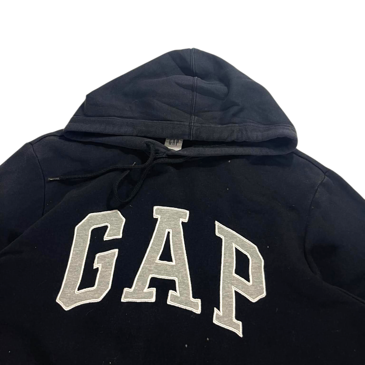 Y2K GAP BLACK HOODIE (M)