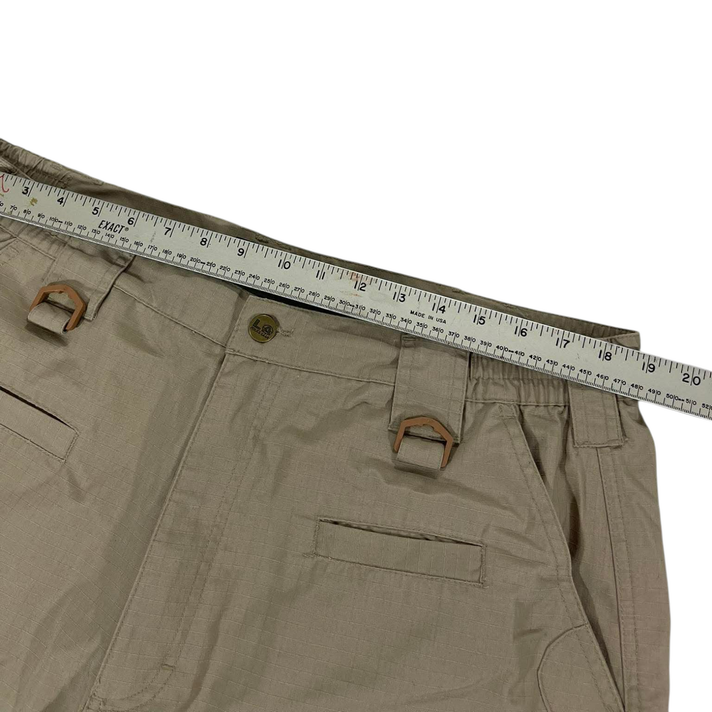 LA TACTICAL KHAKI CARGO SHORTS WITH ADJUSTABLE WAIST AND POCKETS (38)