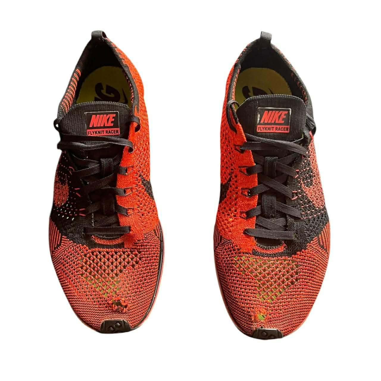NIKE FLYNIT RACER BLACK & RED TRAINERS (8US)