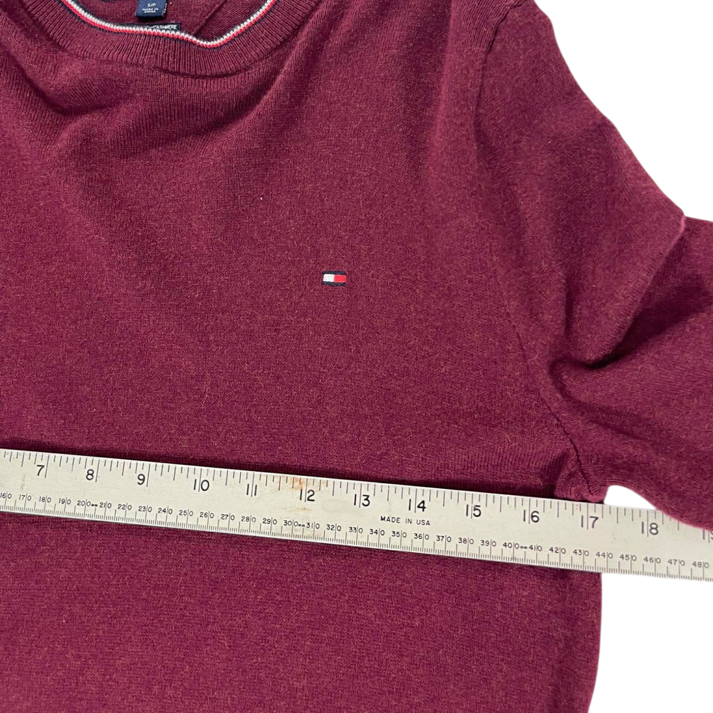 VINTAGE TOMMY HILFIGER BURGUNDY SWEATER (M)