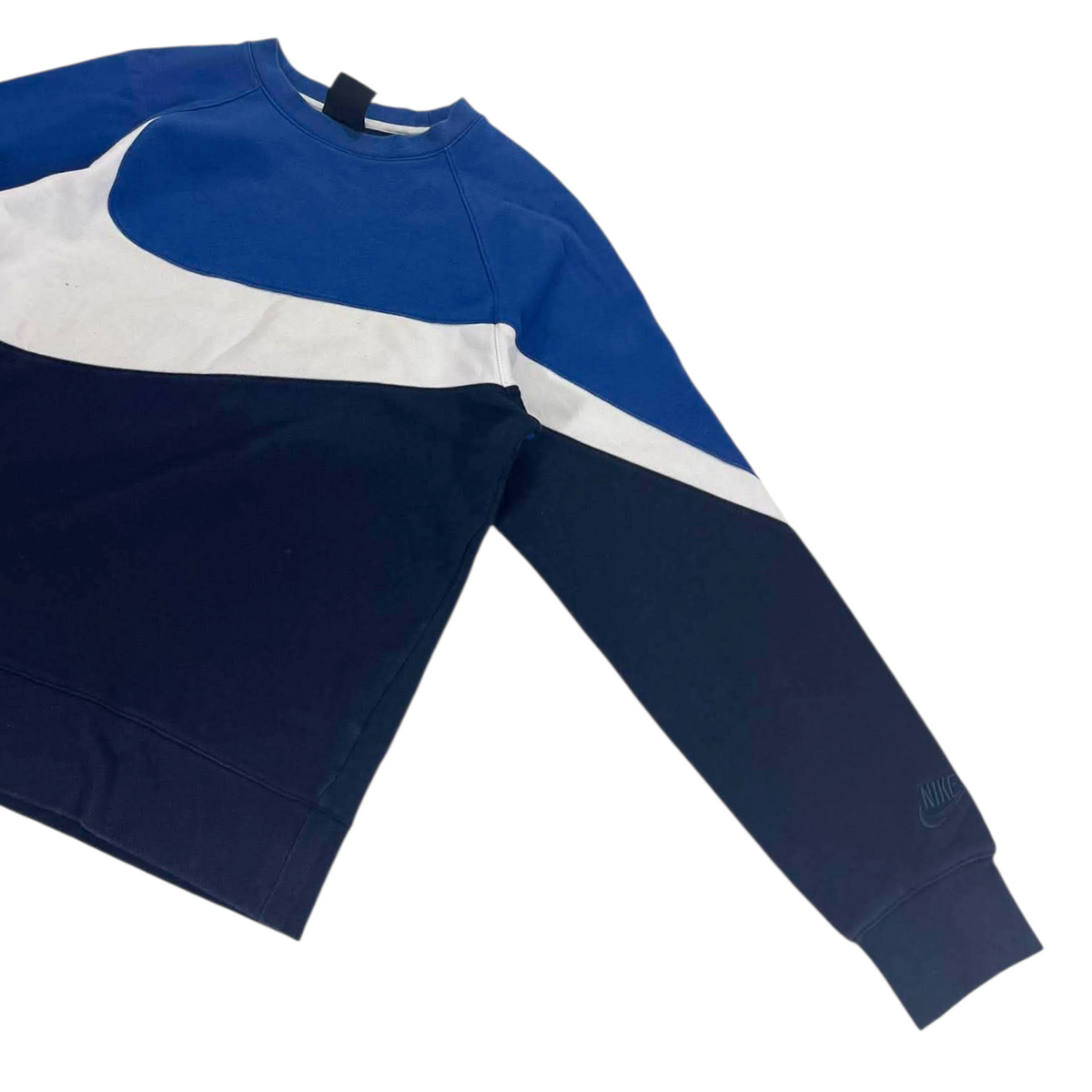 NIKE BLUE & NAVY BIG SWOOSH CREWNECK (M)