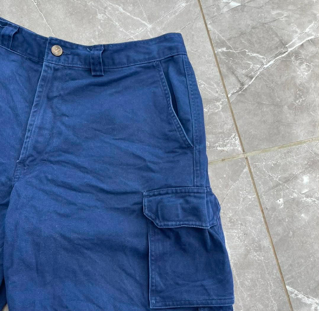 HARD YAKKA NAVY BLUE CARGO SHORTS (32)