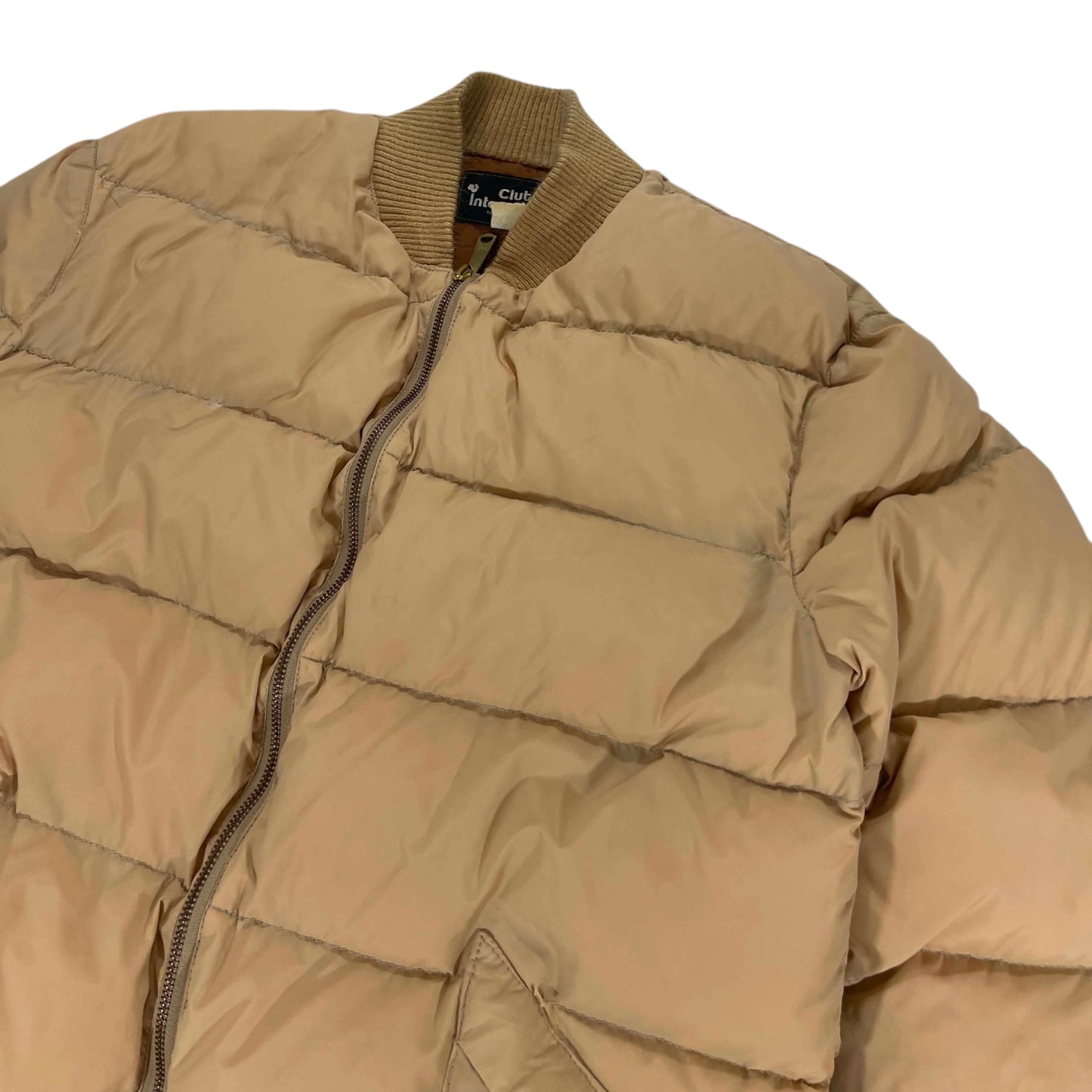 VINTAGE CLUB INTERNATIONAL PUFFER JACKET (L)
