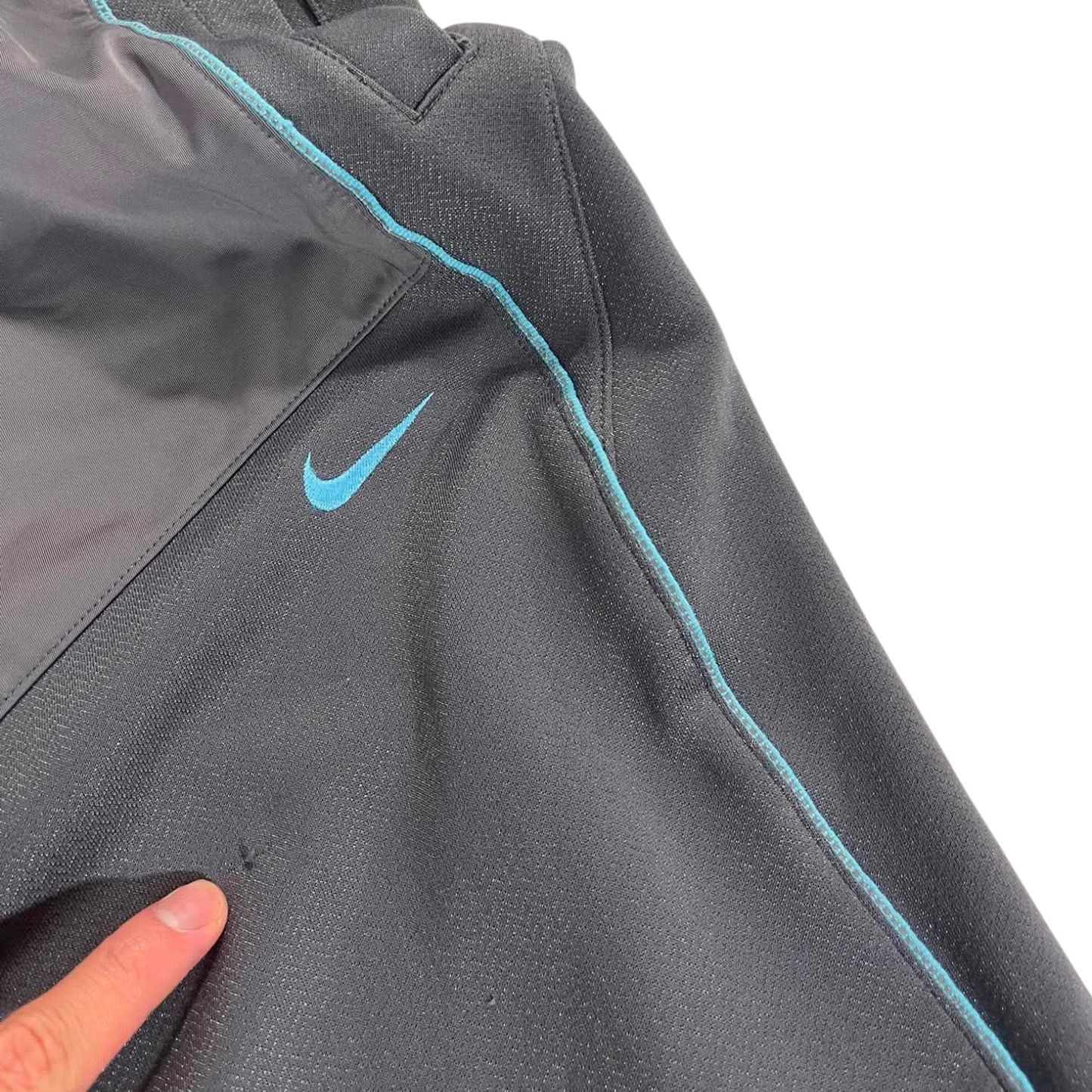 VINTAGE NIKE GRAY TRACK PANTS (M) ¹⁰
