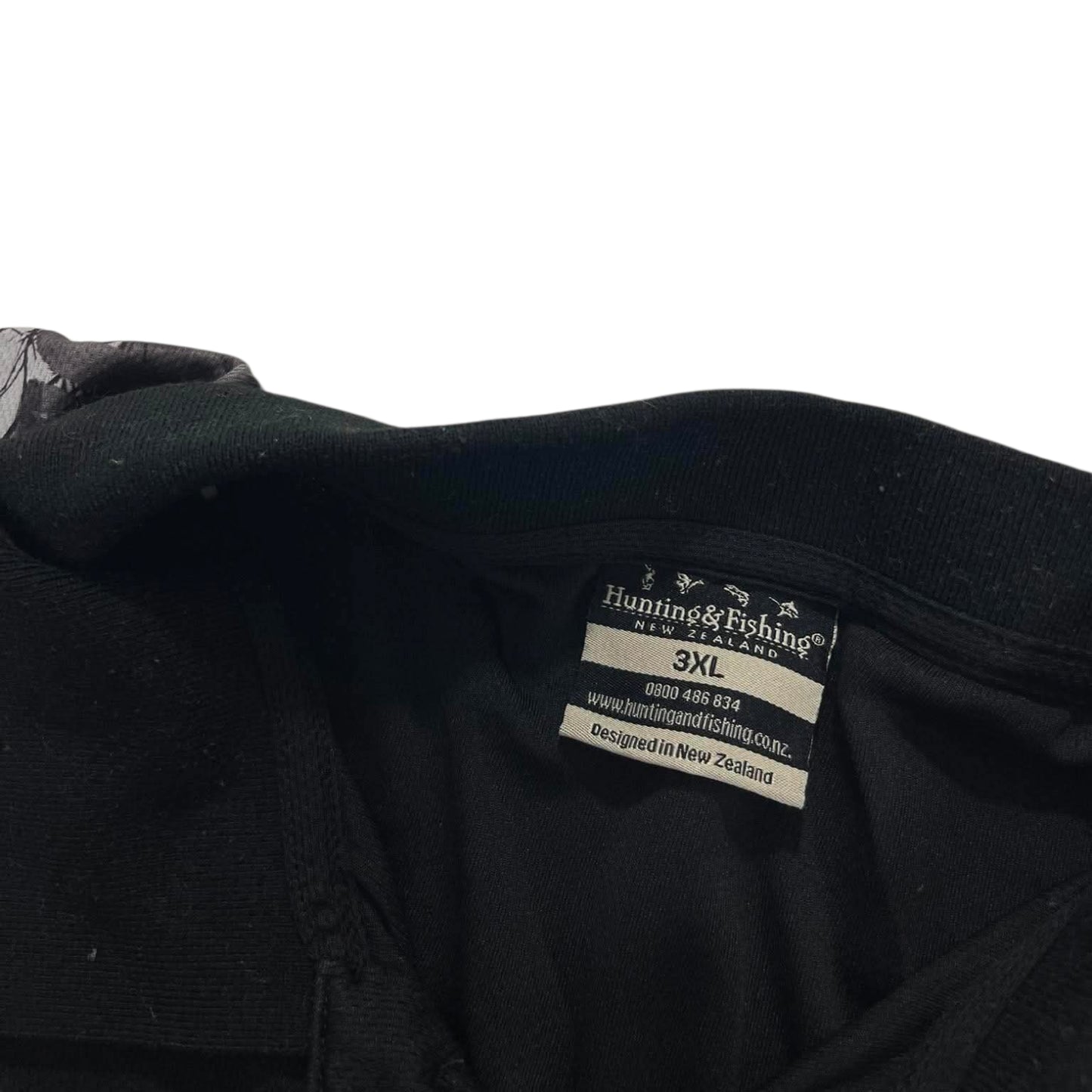 HUNTING & FISHING BLACK POLO SHIRT (L-XL)