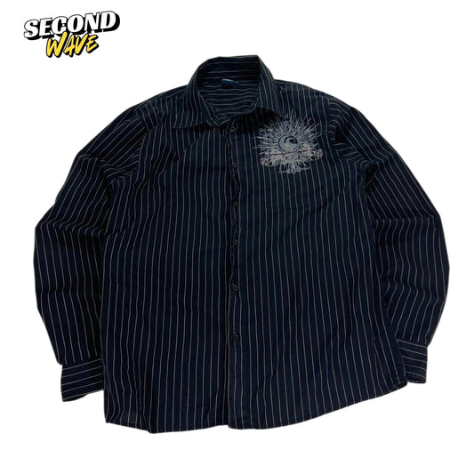 Y2K STRIPED BUTTON UP SHIRT (M)