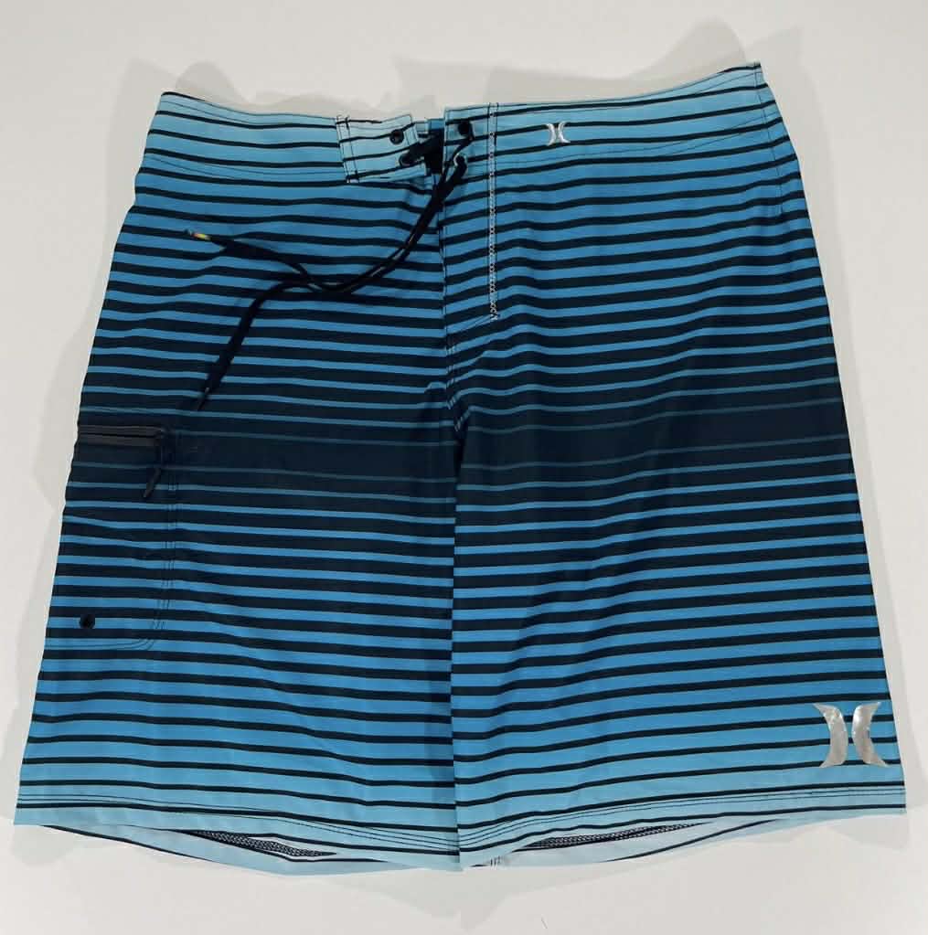 Y2K HURLEY BLUE STRIPED BOARD SHORT (36)