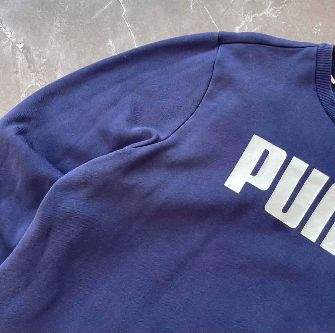 Y2K PUMA CREWNECK (L-XL)