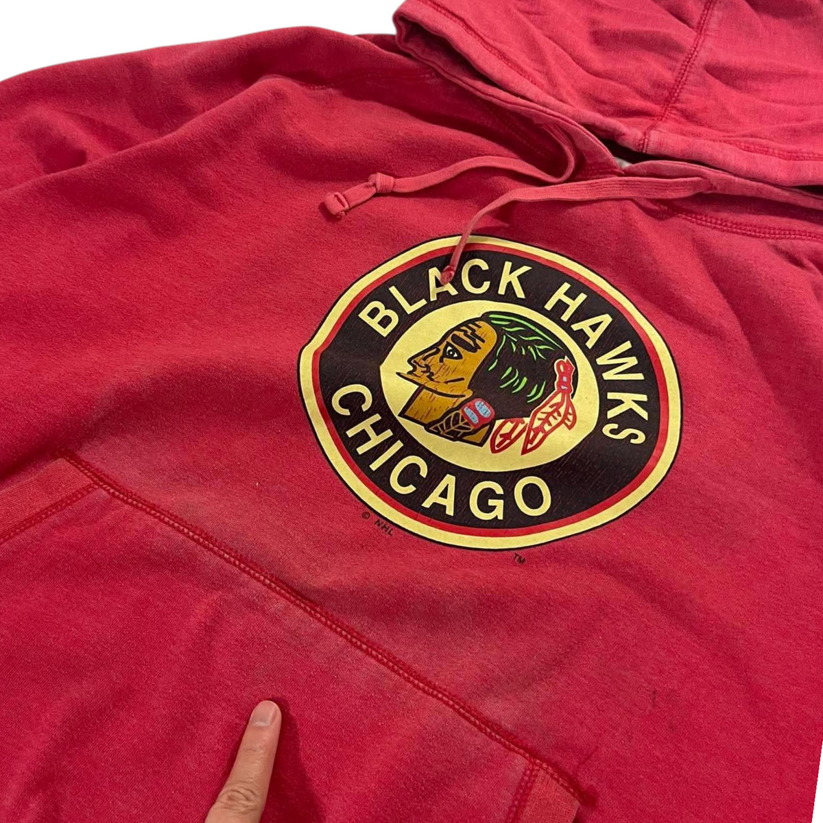 CHICAGO BLACKHAWKS RED HOODIE (M - LARGE)