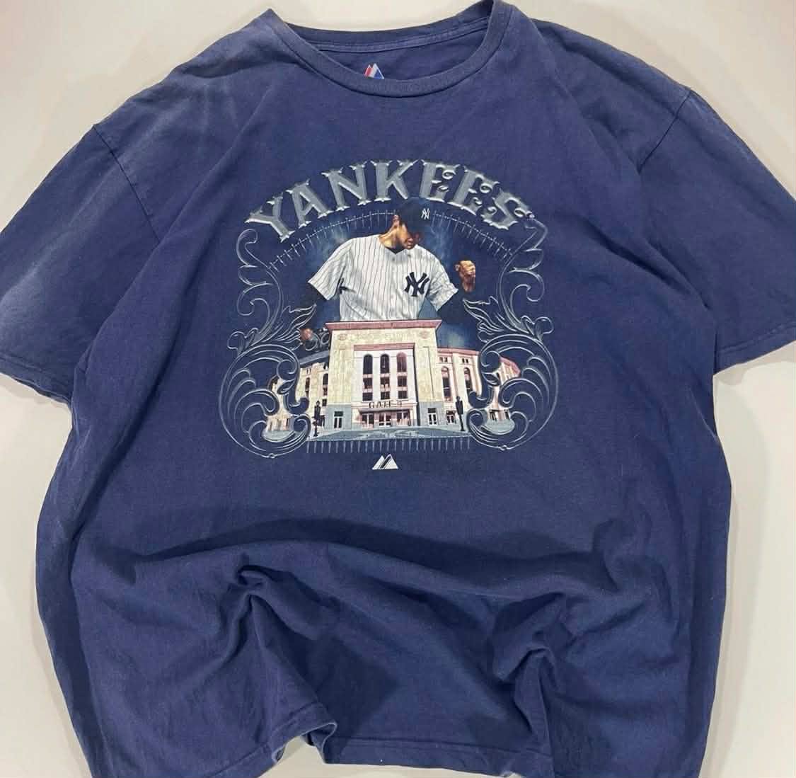 VINTAGE MAJESTIC ATHLETIC MEW YORK YANKEES BLUE T-SHIRT (XXL)