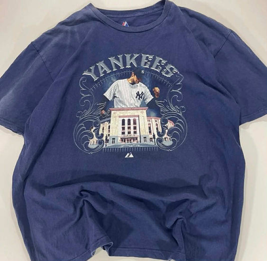 VINTAGE MAJESTIC ATHLETIC MEW YORK YANKEES BLUE T-SHIRT (XXL)