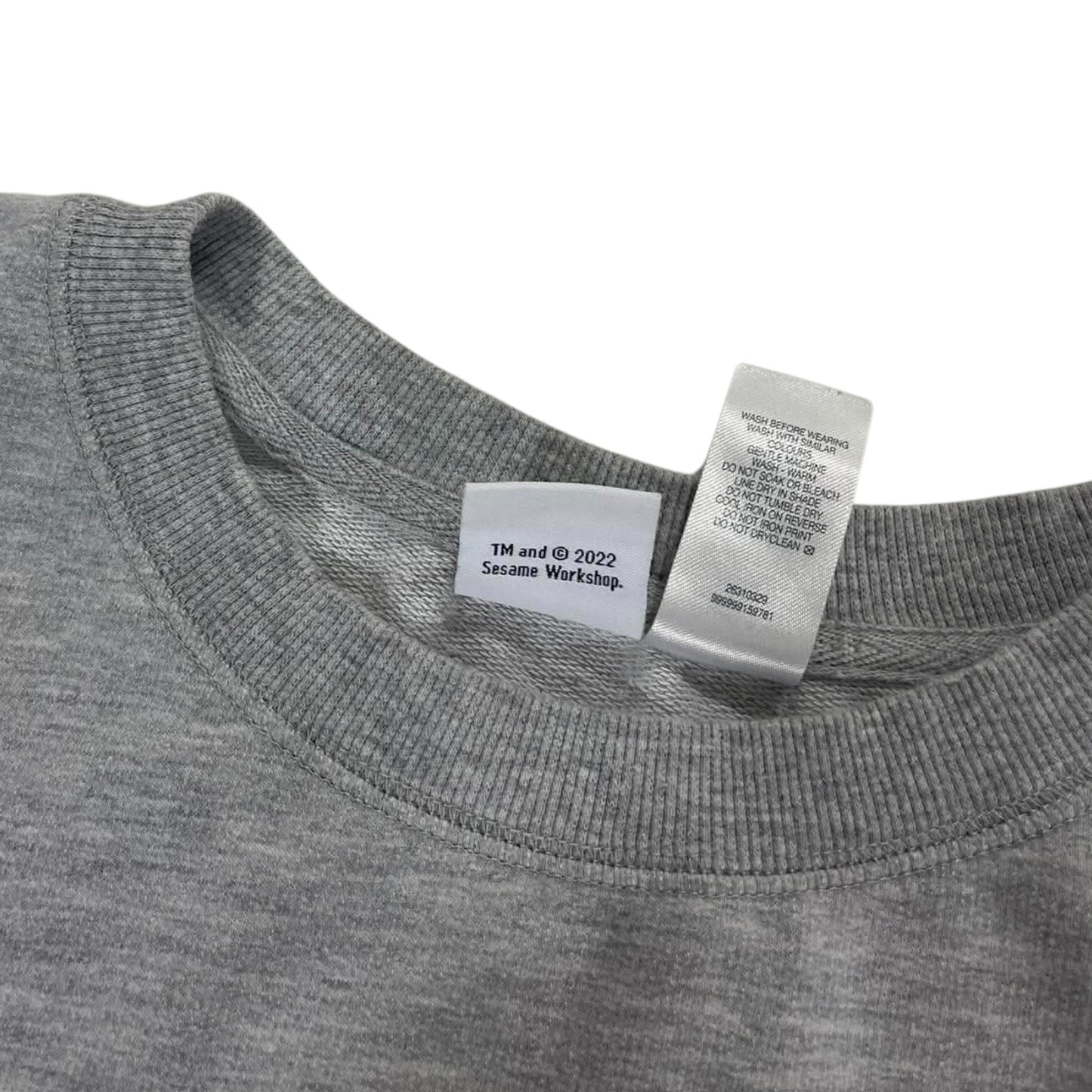 SESAME STREET ELMO GREY CREWNECK (S-M)