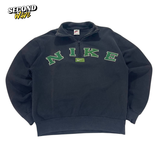 VINTAGE NIKE BLACK QUARTER ZIP SWEATSHIRT (S-M)