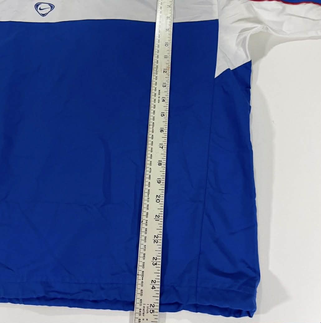 VINTAGE NIKE BLUE & WHITE VINTAGE 90s FOOTBALL SHIRT (L)