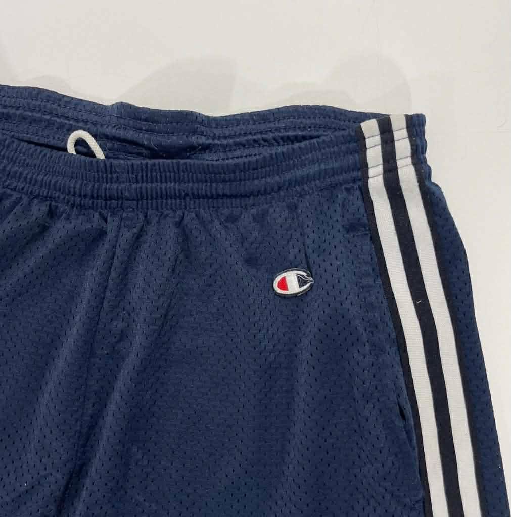 VINTAGE NAVY BLUE CHAMPION BASKETBALL SHORTS (L)