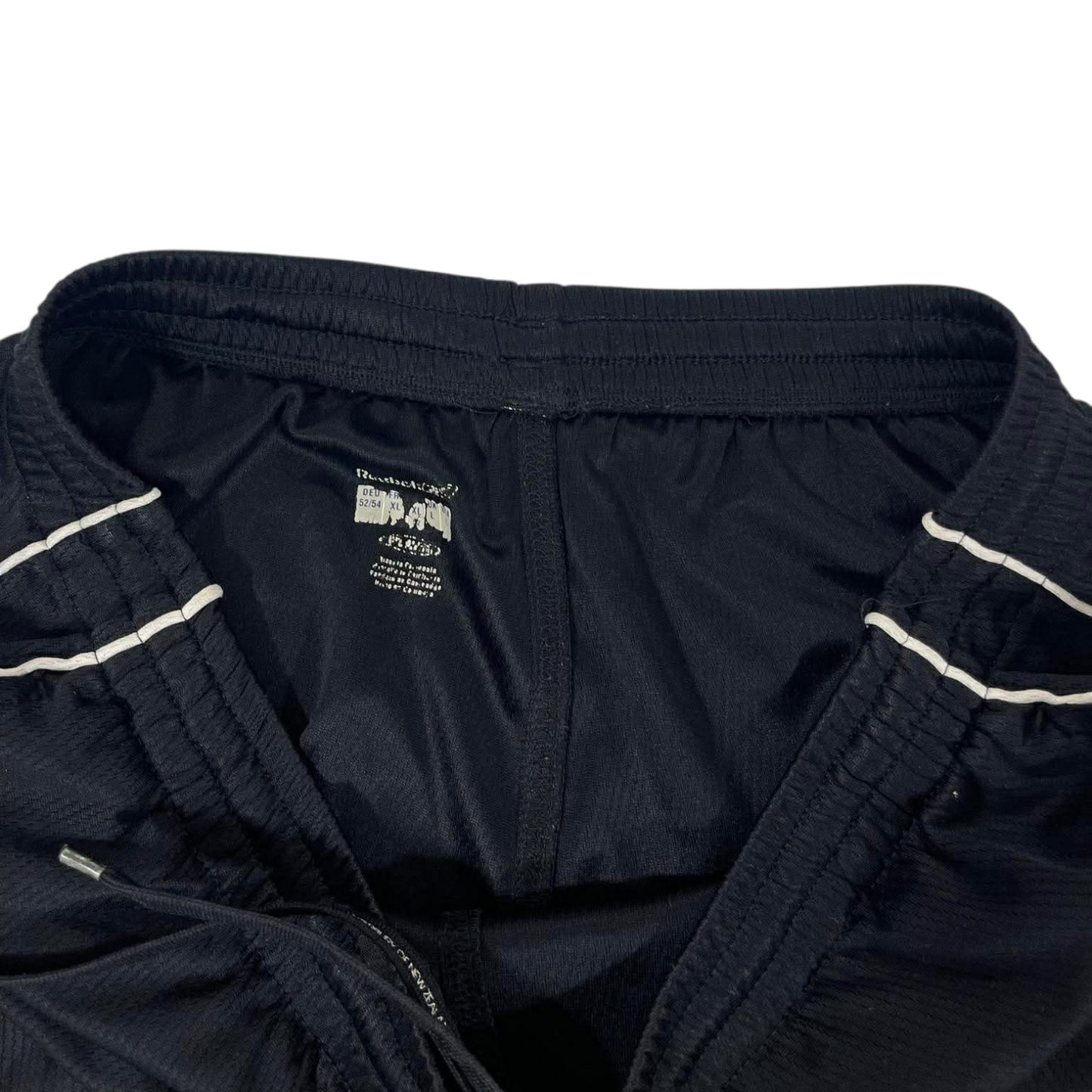 VINTAGE REEBOK NAVY BLUE SHORTS WITH WHITE STRIPE (L)