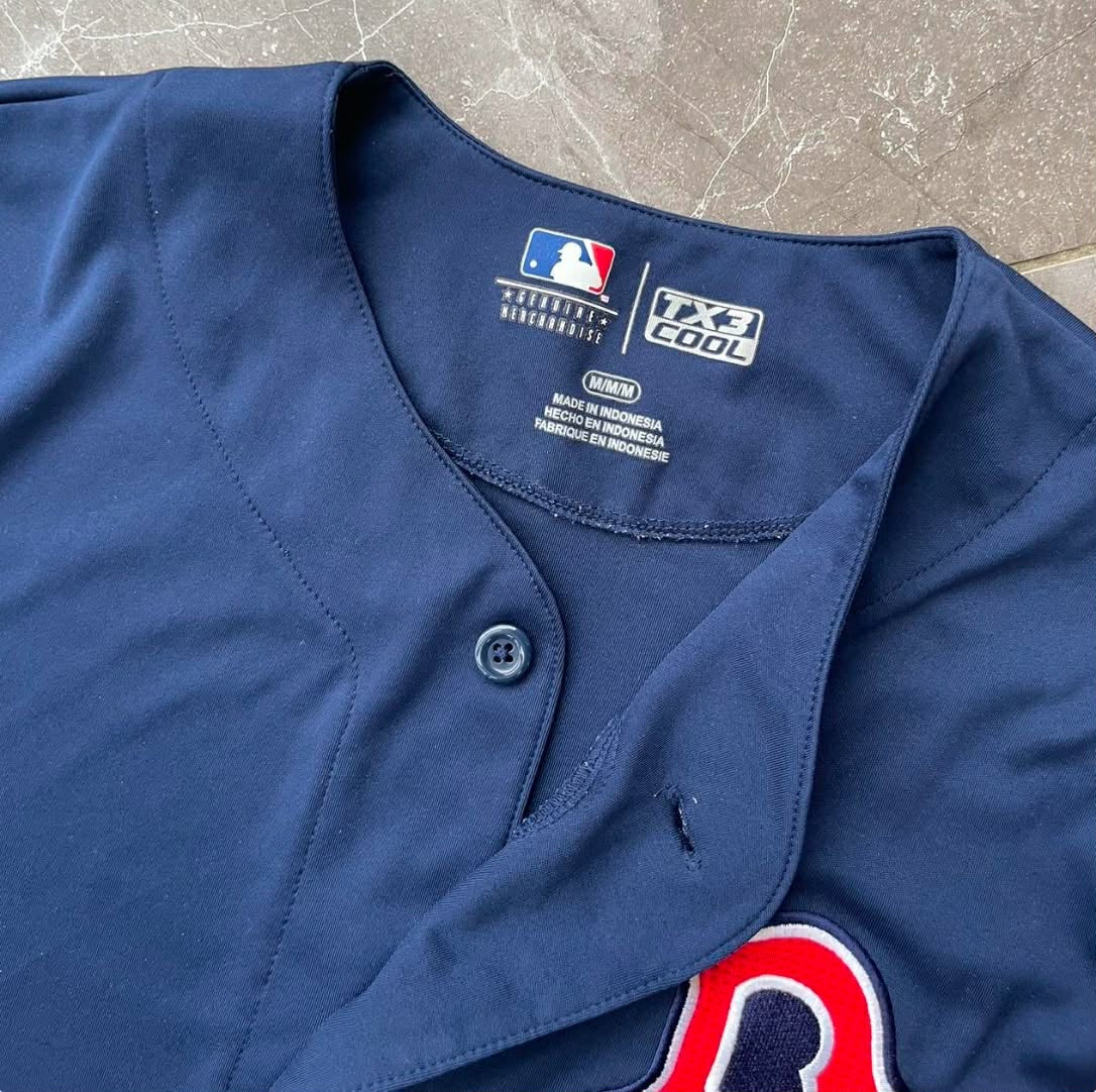 NAVY BOSTON RED SOX BASEBALL JERSEY (L-XL)
