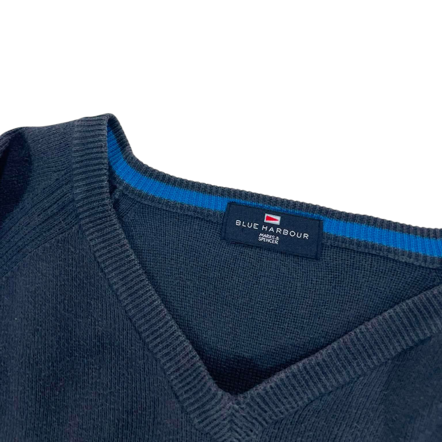 VINTAGE BLUESTONE X MARK SPENCER NAVY BLUE V-NECK SWEATER (L)