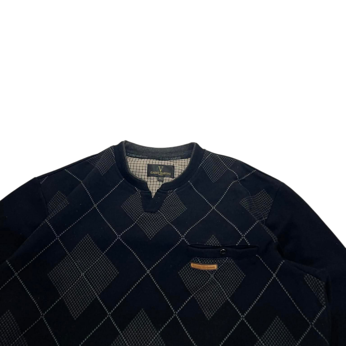 CLAUDIO VALENTINO BLACK SWEATER (L)