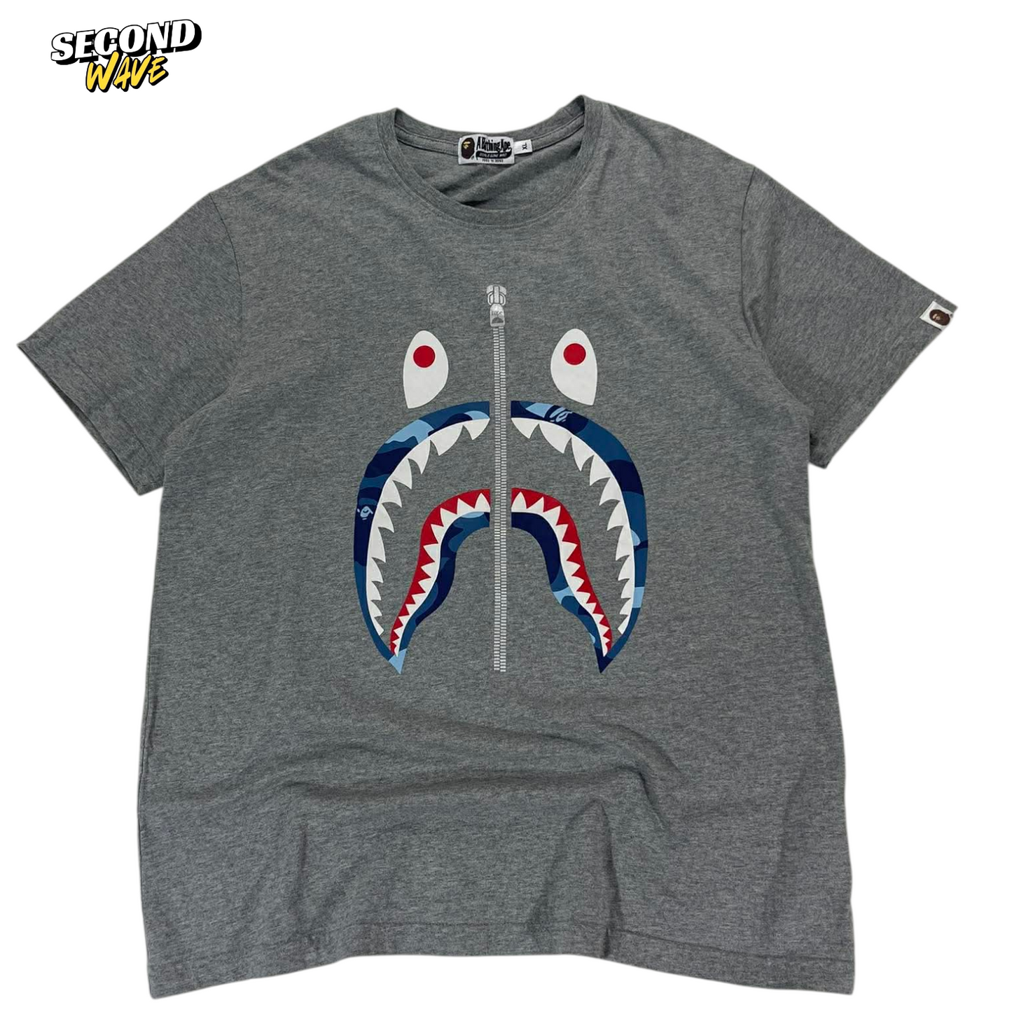 VINTAGE BAPE GREY SHARK TEE (M)