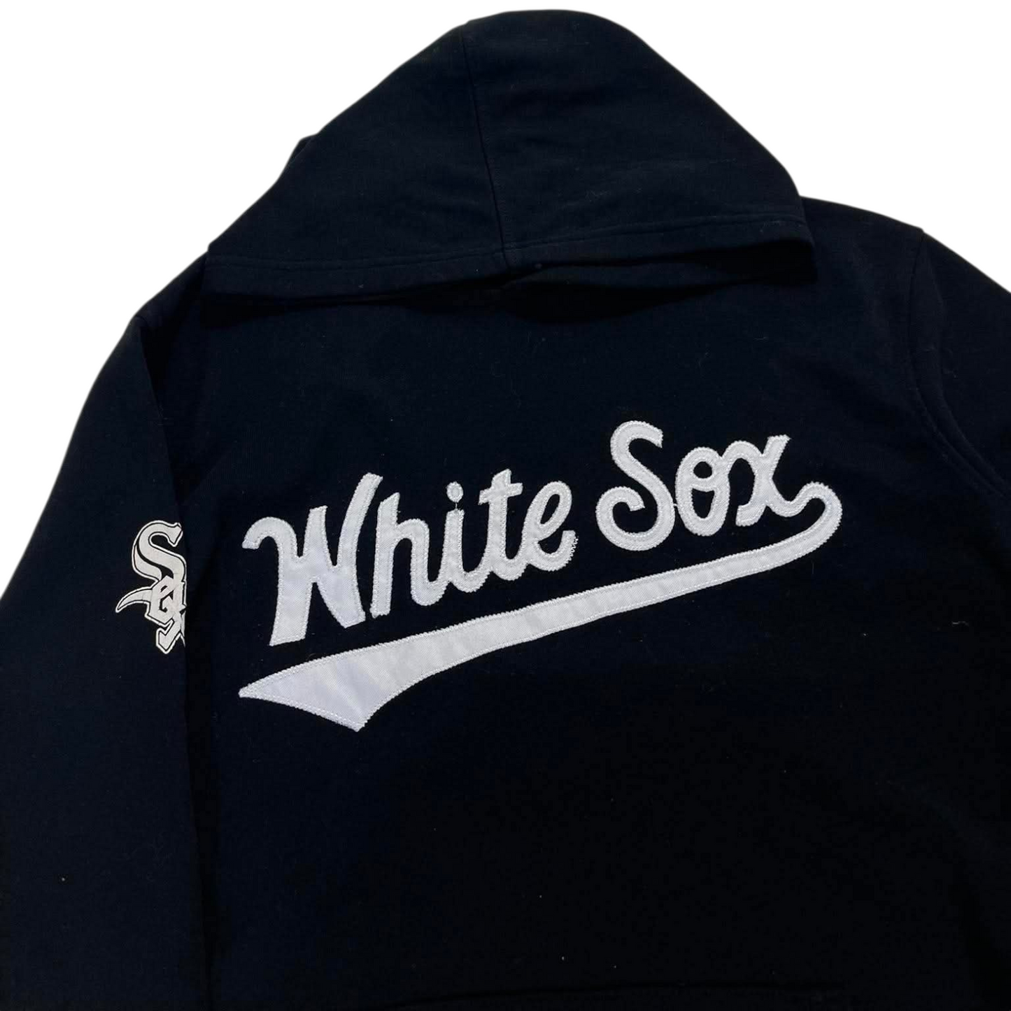 VINTAGE EMBROIDERED CHICAGO WHITE SOX BLACK ZIP UP HOODIE (M)