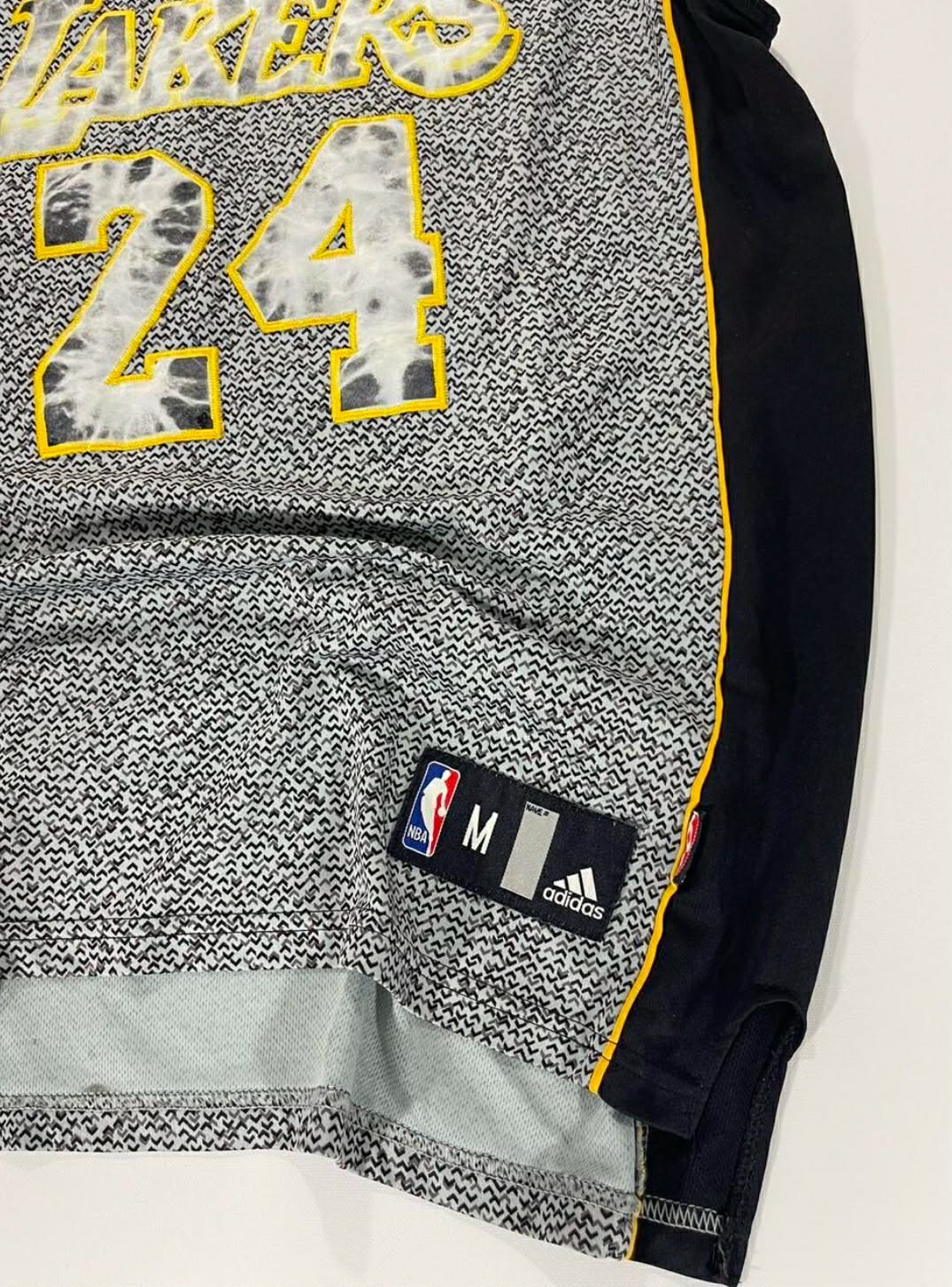 ADIDAS KOBE BRYANT GREY NBA JERSEY (M-L)