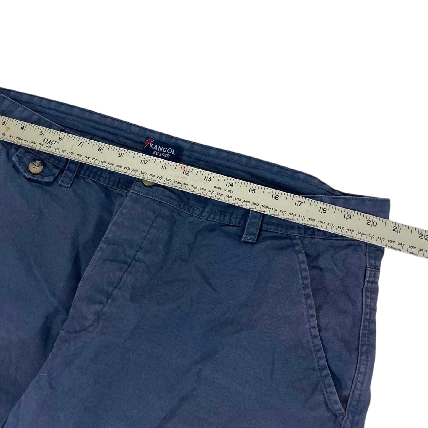 VINTAGE KANGOL NAVY BLUE SHORTS WITH A RELAXED FIT (40)