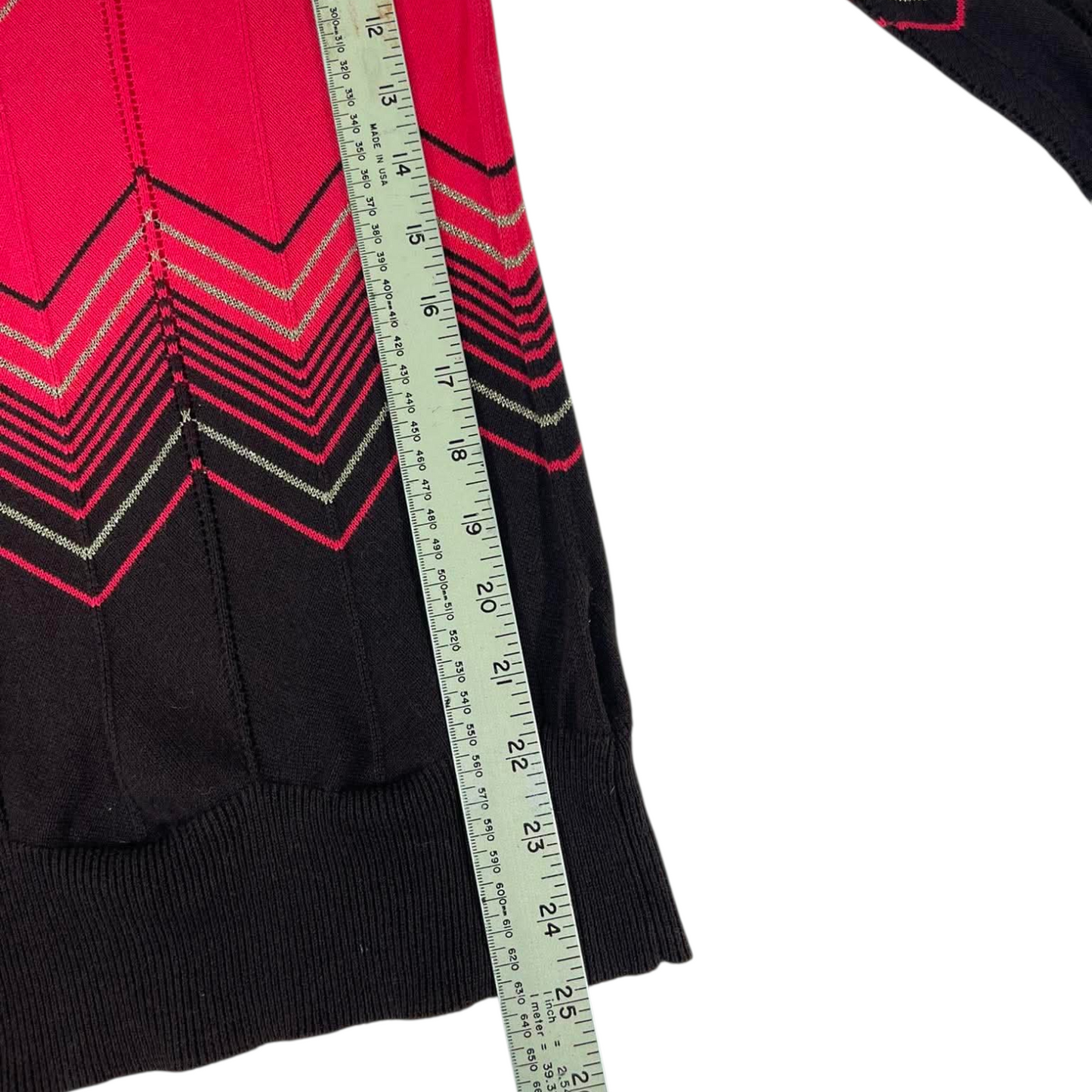 VOLCOM PINK & BLACK STRIPED LONG SLEEVE TOP (M)