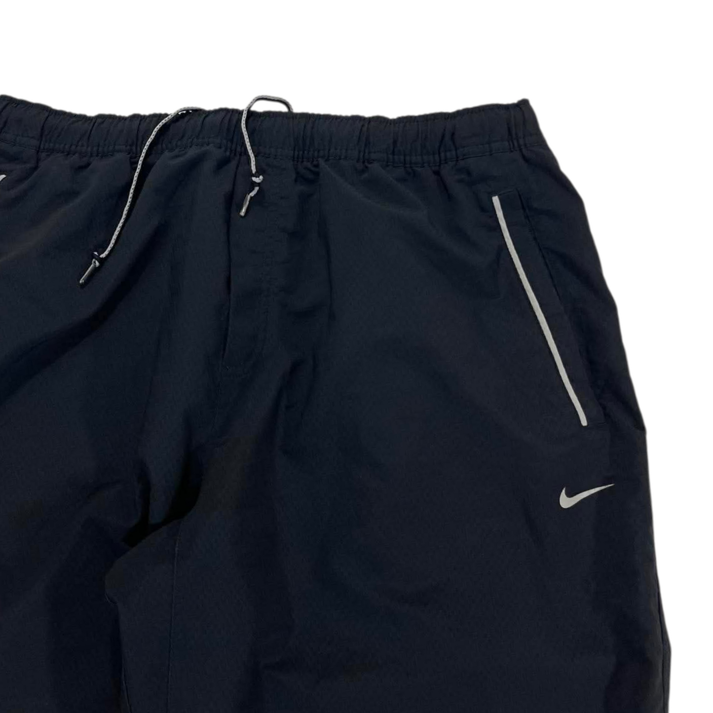 VINTAGE NIKE BLACK TRACK PANTS (L-XL)