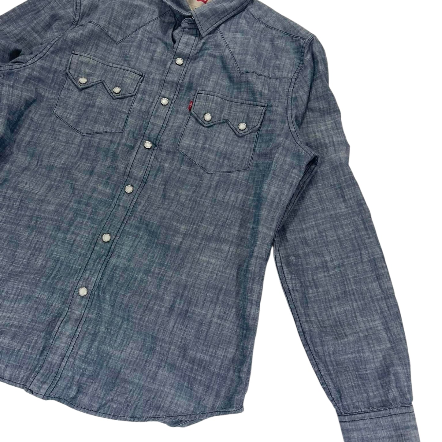 LEVI'S BLUE DENIM BUTTON UP SHIRT (M-L)