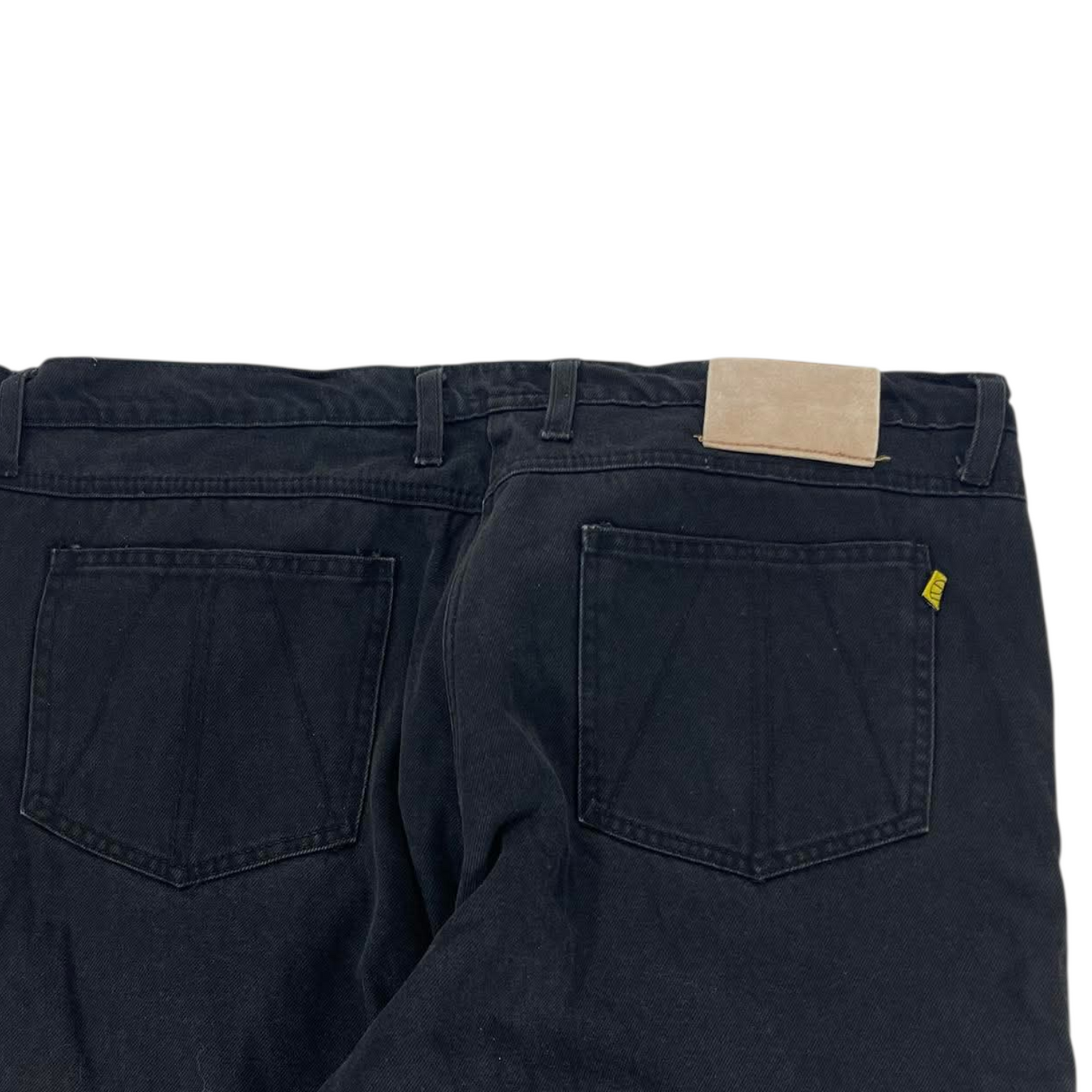 VINTAGE DRAGGIN BAGGY BLACK DENIM JEANS WITH A RELAXED FIT (40)