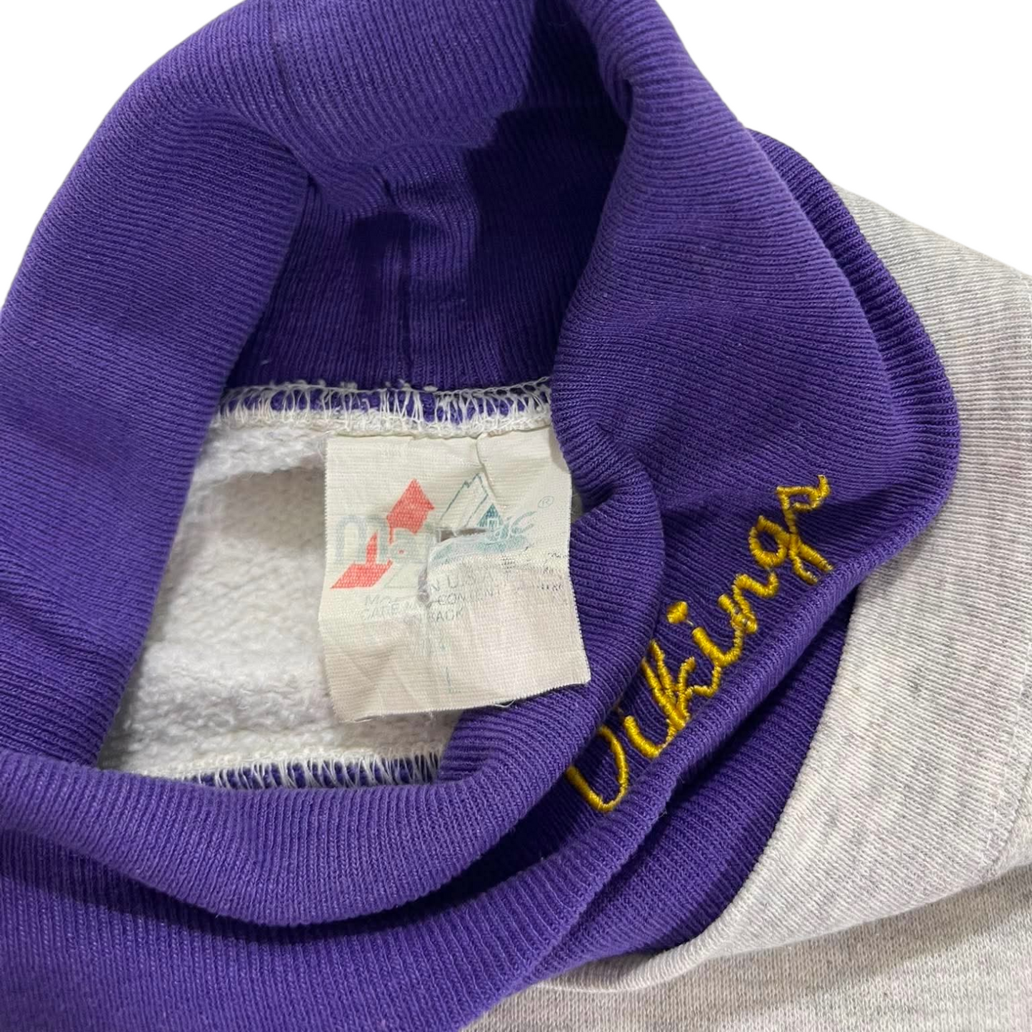 VINTAGE NFL MINNESOTA VIKINGS GREY CREWNECK SWEATSHIRT (L)