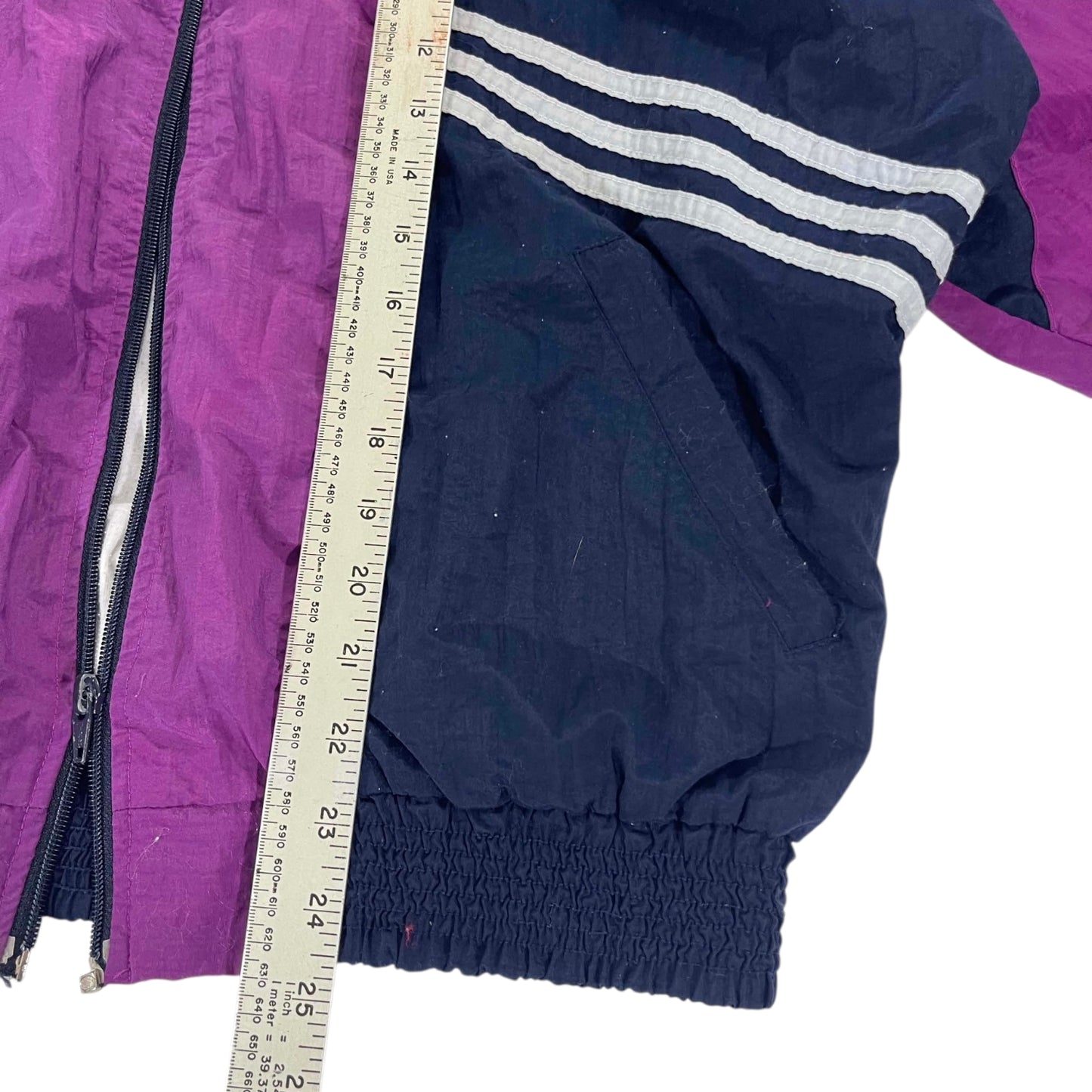 VINTAGE ADIDAS PURPLE WINDBREAKER (L)