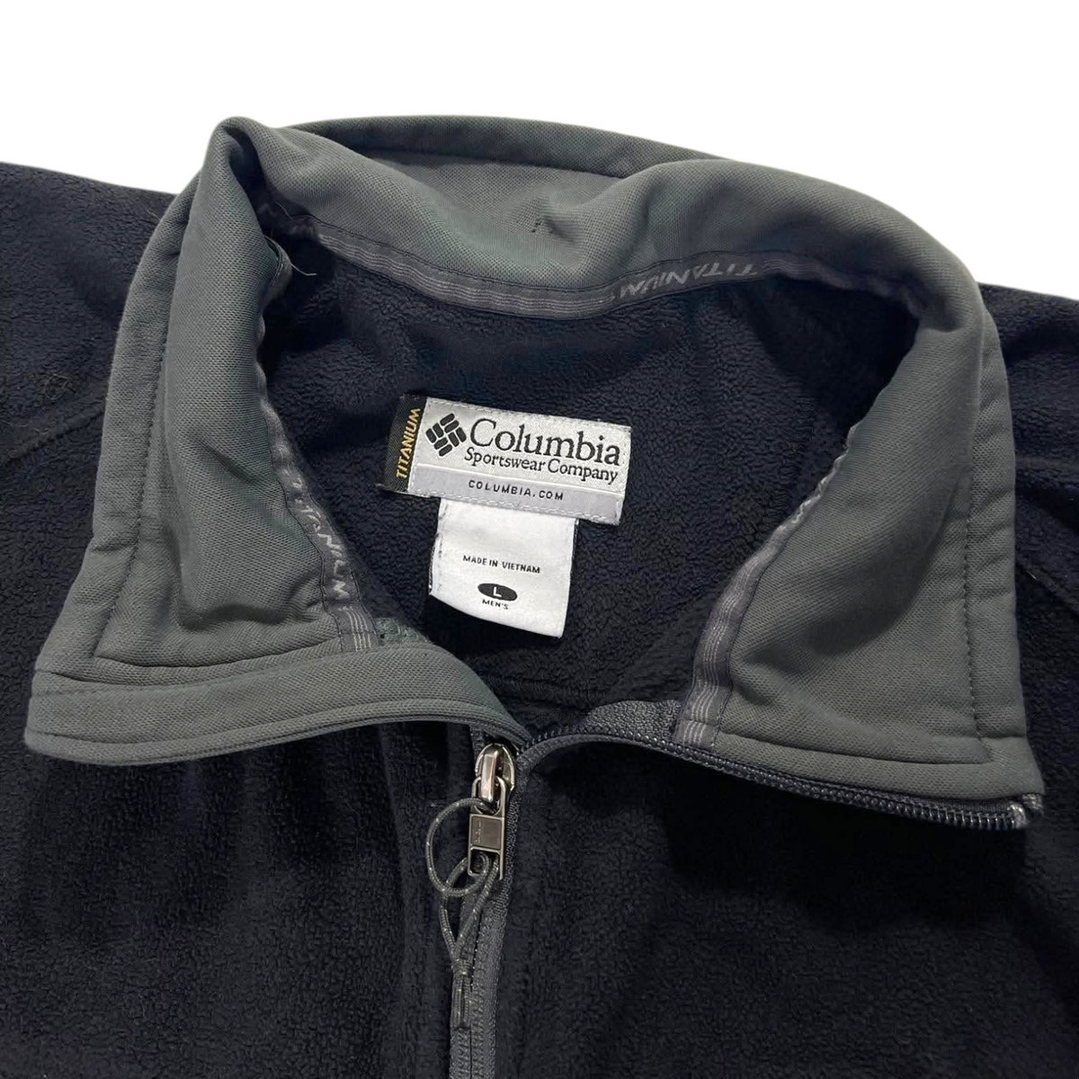 COLUMBIA TITANIUM FLEECE QUARTER ZIP (L)